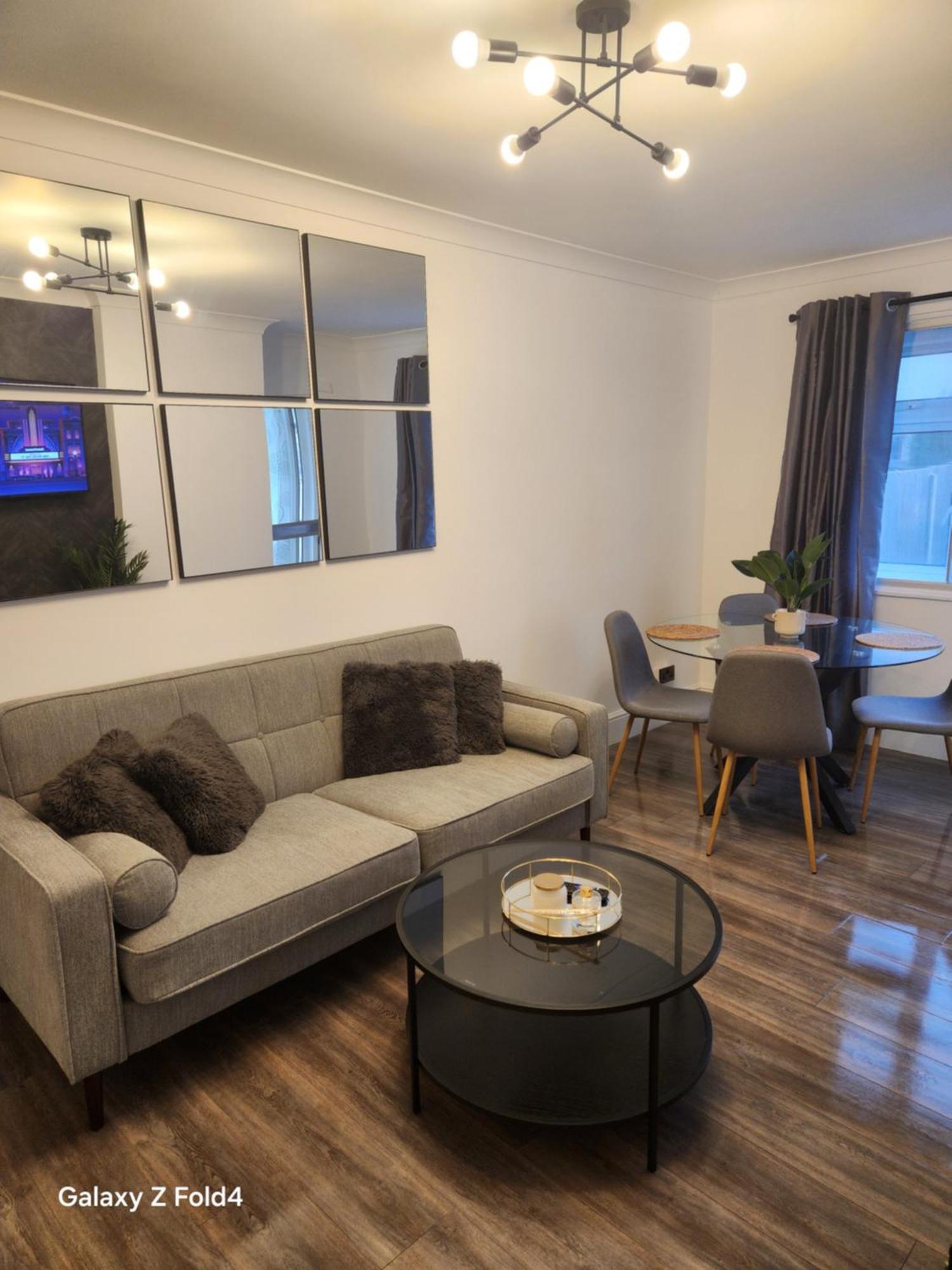 Cozy 2 Bedroom Near Bham Airport & Nec Apartment *